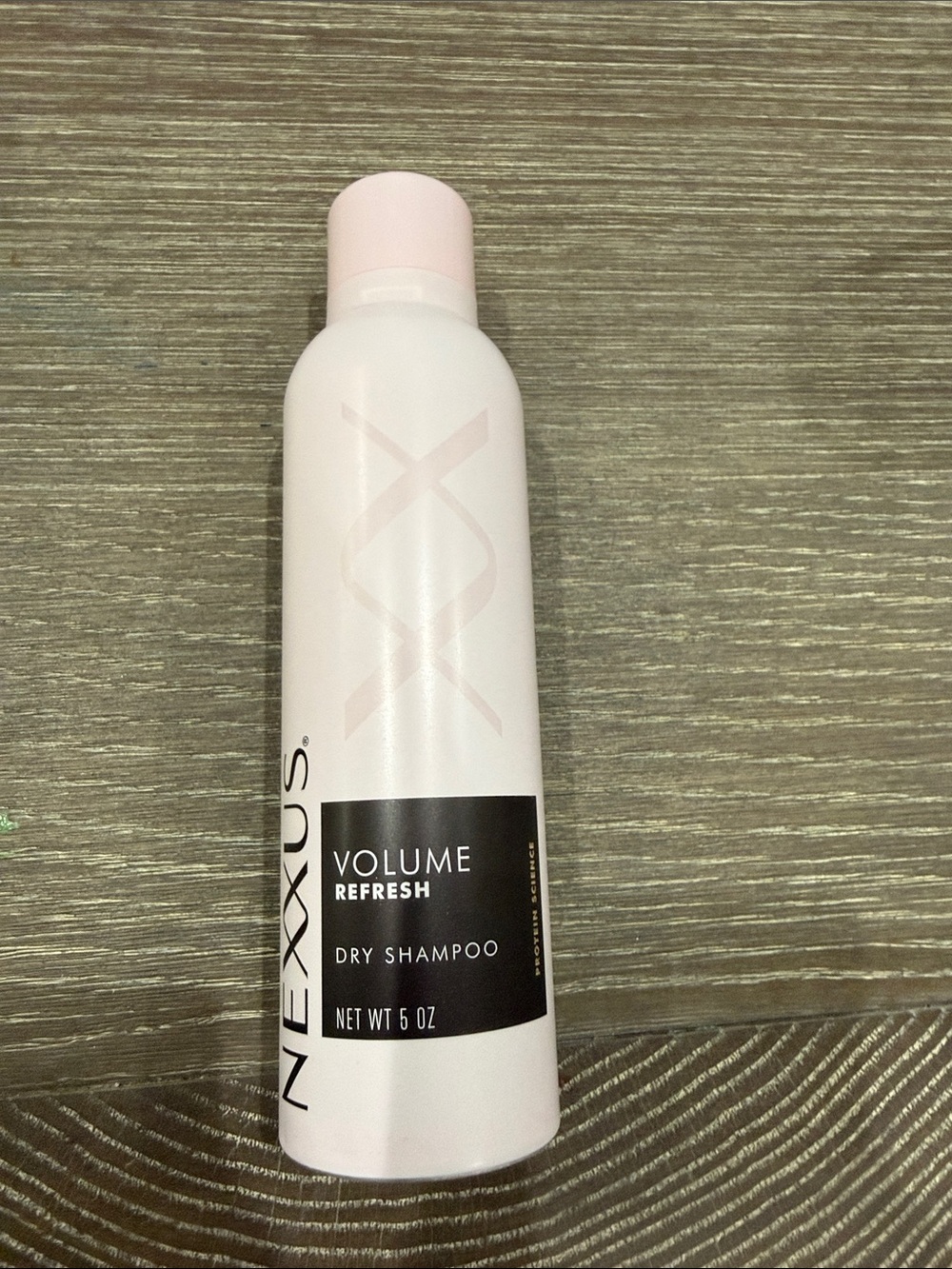 NWT Nexxus Volume Refresh Dry Shampoo